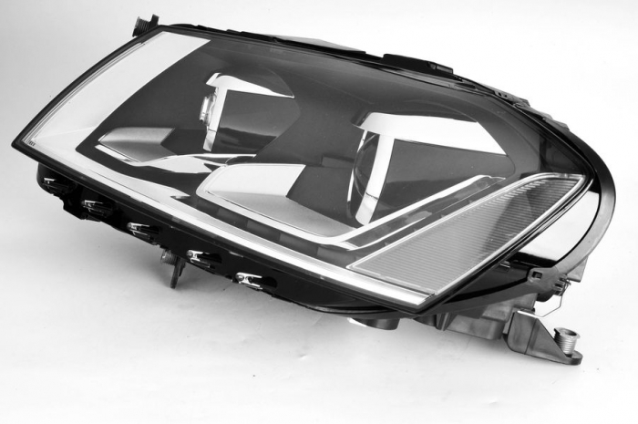 Far stanga (D3S/LED, electric, cu motoras, cu reglarea adaptiva a luminii de drum) VW PASSAT, PASSAT ALLTRACK 2010-2014 [1]