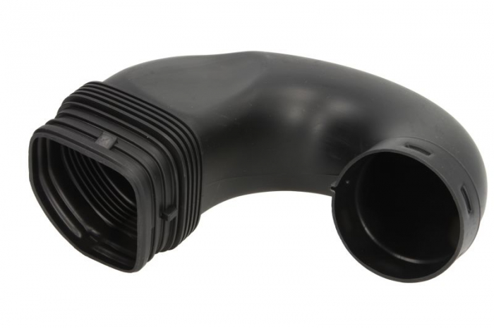 Furtun intercooler potrivit AUDI A3, TT; SEAT ALTEA, ALTEA XL, LEON, TOLEDO III; SKODA OCTAVIA II, SUPERB II, YETI; VW BEETLE, CC B7, EOS, GOLF V, GOLF VI, JETTA III 1.8/2.0/2.0D 09.04- [1]