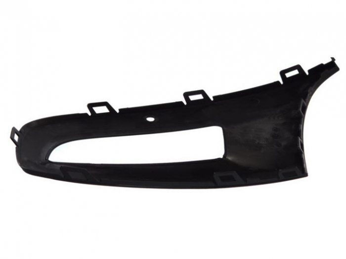 Grila bara fata dreapta cu locas proiectoare VW POLO intre 2009-2014 [2]