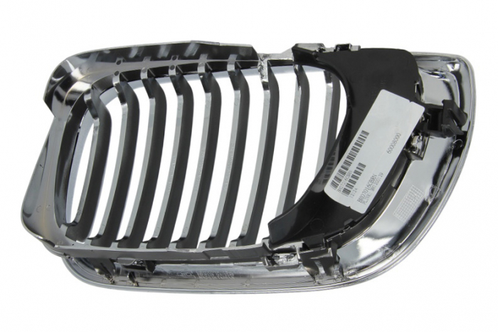 Grila radiator fata dreapta limuzina; station wagon, crom BMW Seria 3 intre 2001-2006 [2]