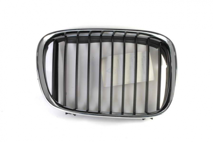 Grila radiator fata dreapta negru/crom BMW Seria 5 intre 1995-2000 [1]