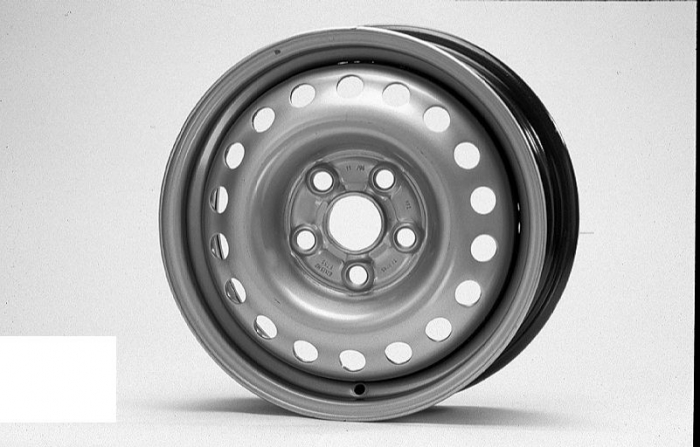 Janta Otel Potrivita Audi A3; Seat Cordoba, Ibiza Iii, Leon, Toledo Ii; Skoda Fabia I, Octavia I, Octavia Ii; Vw Bora, Bora I, Golf Iv 1996-2013 Alcar 6.5X16, 5X100, Ch 57, Et: 42;  [2]