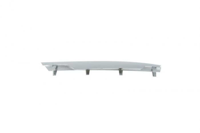 Ornament grila fata stanga superior, cu locas lumini zi, plastic, crom MERCEDES GLK X204 intre 2008-2012 [3]