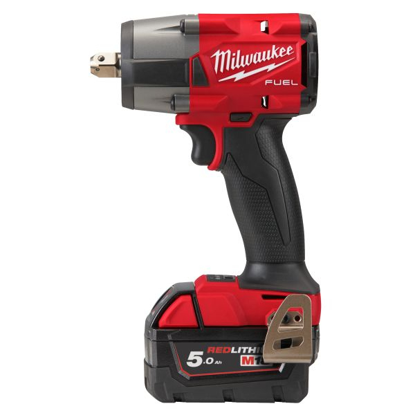 Pistol pneumatic pe baterii M18 FMTIW2P12-502X, patrat exterior 1/2, cuplu maxim: 47 / 475 / 610 / 745Nm, 18V 2 x 5Ah, impachetare: valiză [1]