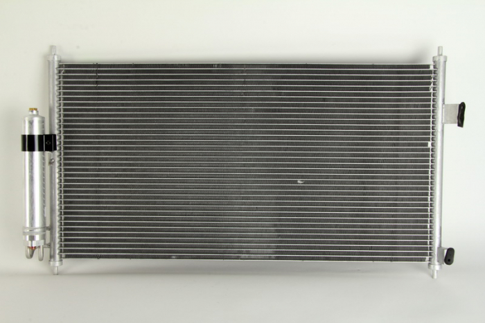 Radiator AC condensator Nissan X-Trail (T30) 2.0 4x4 [1]