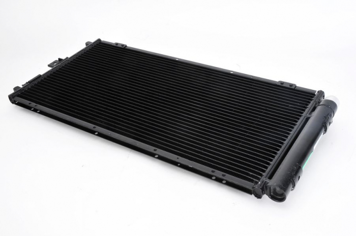 Radiator AC condensator Toyota Corolla liftback VI 11/99-> [2]