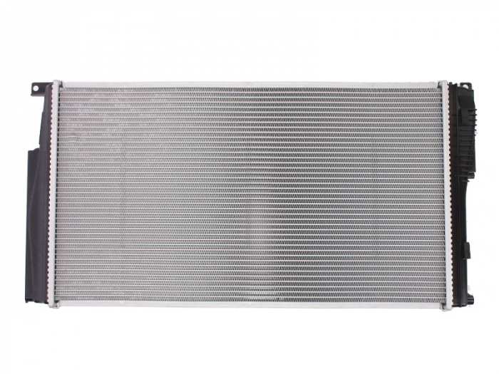 Radiator apa racire motor (transmisie manuala) BMW Seria 1 (F20), 1 (F21), 2 (F22, F87), 2 (F23), 3 (F30, F80), 3 (F31), 3 GRAN TURISMO (F34), 4 (F32, F82), 4 (F33, F83), 4 GRAN COUPE (F36) 0.65H dupa [1]
