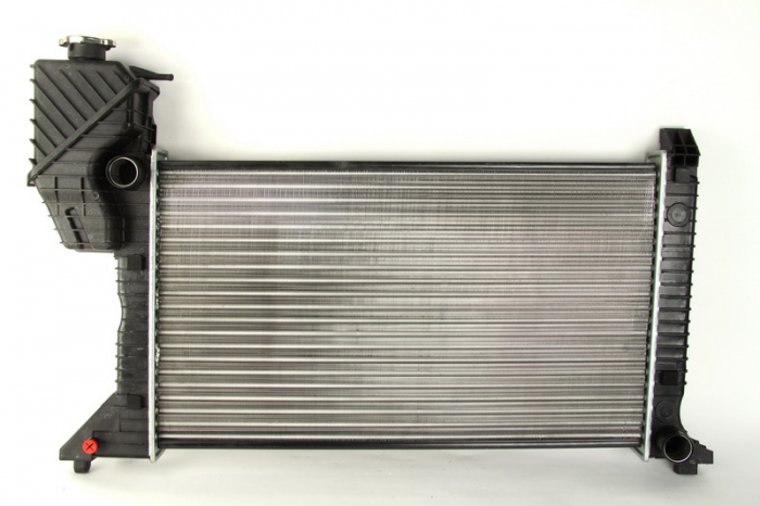 Radiator apa racire motor (transmisie manuala) MERCEDES SPRINTER 2-T (901, 902), SPRINTER 3-T (903), SPRINTER 4-T (904) 2.3D/2.9D intre 1995-2006 [1]