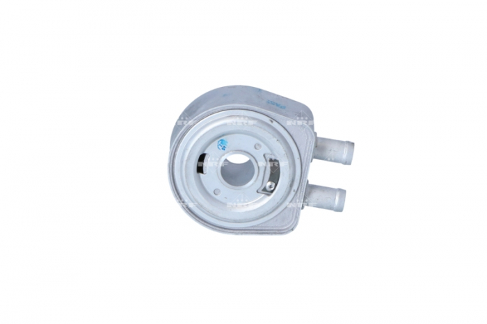 Radiator ulei termoflot potrivit VOLVO 440, 460, S40 I, V40; DACIA SOLENZA; MITSUBISHI CARISMA, SPACE STAR; NISSAN INTERSTAR, PRIMASTAR, PRIMERA, TERRANO; OPEL MOVANO A, VIVARO A; RENAULT 19 I 1.9D-2. [2]