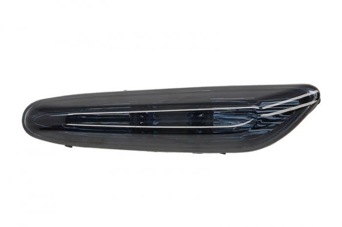 Semnalizator lateral dreapta fumuriu potrivit BMW Seria 3 E90, 3 E92, 5 E60, 5 E61, X1 E84 2.0-5.0 2001-2015 [1]