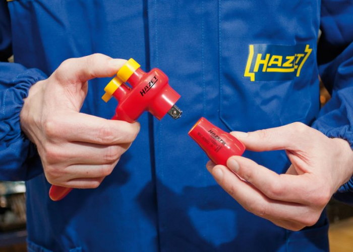 Set de scule pentru întreținerea și repararea vehiculelor hibride și electrice, cu izolatie [4]