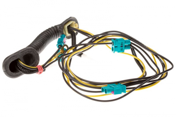 Set reparatie cabluri Cu furtun lichid de spalare parbriz; pentru capacul portbagajului (1300;1500;2000mm, cu capac, Dreapta) potrivit VW GOLF V 1.4-3.2 10.03-07.09 [2]