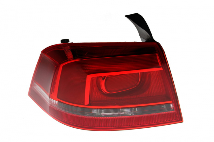 Stop tripla lampa spate stanga ( exterior ) VW PASSAT LIMUZINA 2010-2014 [1]