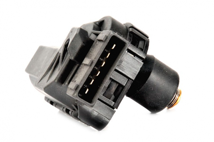 Supapa reglare admisie aer (6 pin,) potrivit CITROEN BERLINGO, BERLINGO/MINIVAN; PEUGEOT 106 II, PARTNER, PARTNER/MINIVAN; SEAT CORDOBA, IBIZA II; VW GOLF III, POLO III 1.0-1.6 09.92-05.08 [4]
