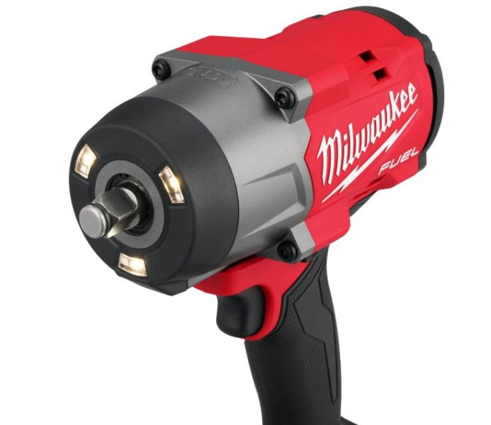 Surubelnita electrica putere:  M18 FHIW2F12-502X, diametru extern 1/2", torsiune maxima: 2034Nm, 18V, numar baterii 2 x 5Ah, ambalare: valiza, baterie si incarcator inclus [3]