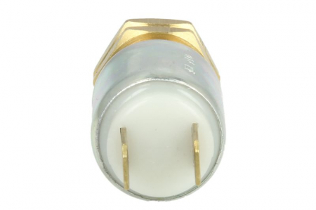 Comutator lumini frana potrivit MERCEDES T1 (601), T1 (601, 611), T1 (602), T1 (B601), T1 (B602); VOLVO 240, 260, 740, 760, 780, 850, 940, 940 II, 960, 960 II; BMW 1502-2002 (E10) 09.65-10.98 [1]