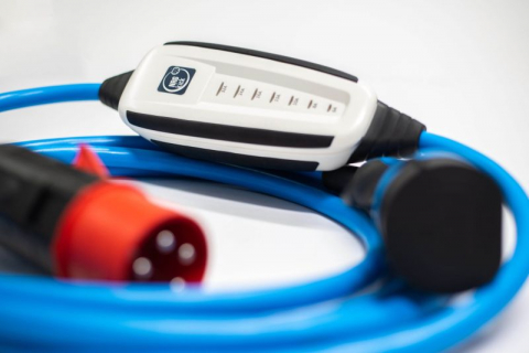 Dispozitiv incarcare masina electrica EVSE mobile charger NRGkick Standard, numar faze: 3, 22kW, culoare: albastru/gri, cablu tip 2 (cu adaptor de alimentare) NRGkick 32A 5m Standard [3]