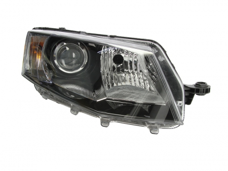 Piese Auto - Far Dreapta (xenon, D3S/P21/PWY24W, electric, fara motoras) potrivit SKODA OCTAVIA III -02.17