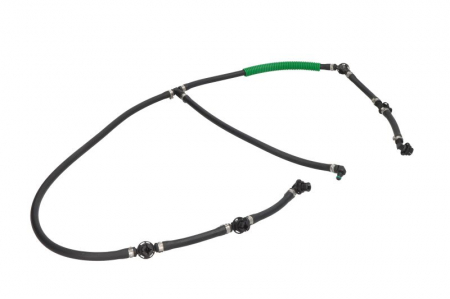 Furtun combustibil - Furtun combustibil potrivit MERCEDES E (W211), S (W220), SPRINTER 3,5-T (B906), SPRINTER 3-T (B903), SPRINTER 3-T (B906), SPRINTER 4,6-T (B906), VIANO (W639) 02.95-