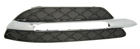 Grile - Grila bara fata dreapta AVANTGARDE/ELEGANCE, cu locas lumini zi, negru/crom MERCEDES Clasa C T-MODEL (S204), C (W204) intre 2011-2014