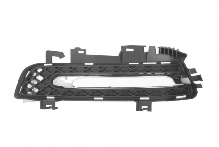 Grile - Grila bara fata stanga cu locas lumini zi, plastic MERCEDES E C207 intre 2009-2013