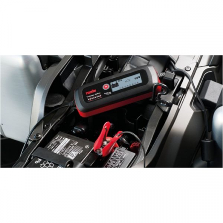 Incarcator baterii T-CHARGE 12 EVO, voltaj incarcare: 6/12 V TELWIN, curent schimbat: 4A, alimentare electrica: 230V, tip baterie: AGM/EFB/GEL/Li/MF/PbCa/WET [1]
