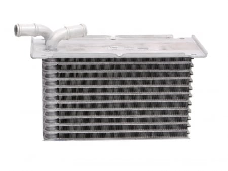 Piese Auto - Intercooler AUDI A1, A3, A4; SEAT ALTEA, ALTEA XL, EXEO, EXEO ST, IBIZA IV, IBIZA IV ST, LEON, TOLEDO III, TOLEDO IV; SKODA FABIA II, OCTAVIA II, RAPID, ROOMSTER, ROOMSTER PRAKTIK 1.2-2.0D dupa 2004