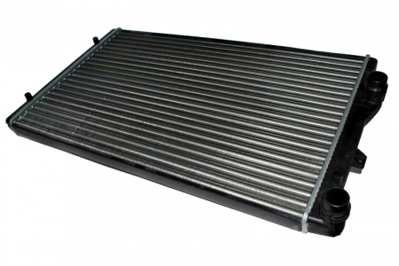 Radiator apa - Radiator apa racire motor (transmisie automata/manuala) AUDI A3, TT; SEAT ALTEA, ALTEA XL, LEON; SKODA OCTAVIA II, SUPERB II, YETI; VW CADDY III, EOS, GOLF PLUS, GOLF V, GOLF VI 1.4-2.0D dupa 2003