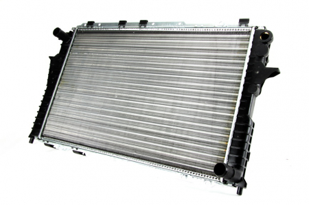 Radiator apa - Radiator apa racire motor (transmisie manuala) AUDI 100, A6 2.2/2.6/2.8 intre 1990-1997