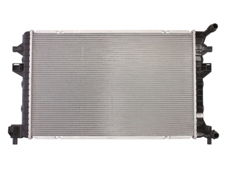 Radiator temperatura scazuta intercooler (intercooler ) AUDI A3, Q2; SEAT ATECA, LEON, LEON SC, LEON ST; SKODA KAROQ, KODIAQ, OCTAVIA III, SUPERB III, YETI; VW ARTEON, GOLF ALLTRACK VII, GOLF SPORTSVA [1]