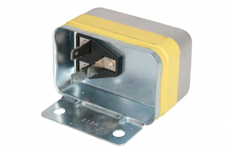 Alternatoare Electromotoare - Regulator alternator (12V) potrivit MERCEDES /8 (W114), /8 (W115), CABRIOLET (W111, W112), HECKFLOSSE (W110), S (W108, W109), S (W116), SL (R107); VOLVO 140, 240, 260 0.4-6.8 10.62-11.00