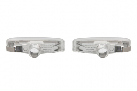 Semnalizator fata stanga/dreapta transparent BMW Seria 5 E39 intre 1995-2003 [1]