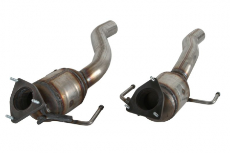 Catalizator - Set 2 catalizatoare EURO 4 potrivit AUDI Q7; VW TOUAREG 4.2 03.06-05.10