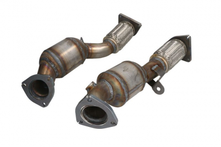 Catalizator - Set 2 catalizatoare EURO 4 potrivit AUDI Q7; VW TOUAREG 4.2 03.06-05.10