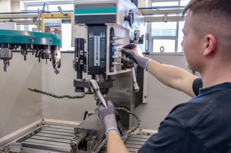 Set CHEI 69 buc, mufă / antrenare: 1/2", scurt, profil: E-TORX, soclu TORX/E-TORX dimensiune: E12, E14, E16, E18, E20, ambalaj: bară [2]