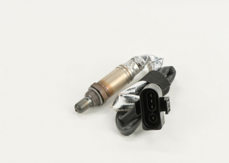 Sonda lambda (numar fire 4, 750mm) (inainte de catalizator) potrivit AUDI A4 B5, A6 C5, A8 D2; FIAT TALENTO; FORD GALAXY I, GALAXY MK I; MAZDA CX-7; SEAT CORDOBA, CORDOBA VARIO 1.0-4.2 06.91- [1]