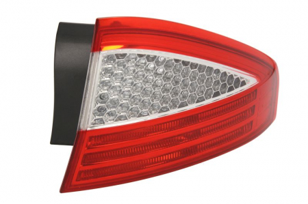 Stopuri - Stop lampa spate dreapta exterior FORD MONDEO 4 IV Hatchback dupa 2010