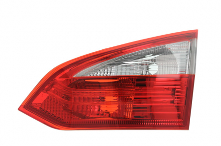 Stopuri - Stop tripla lampa spate dreapta (interior, culoare sticla: rosu) FORD FOCUS COMBI 2010-2014