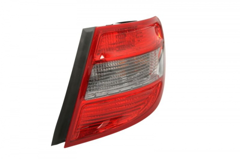 Stopuri - Stop tripla lampa spate dreapta (Semnalizator fumuriu, culoare sticla: rosu) MERCEDES Clasa C COMBI 2007-2011