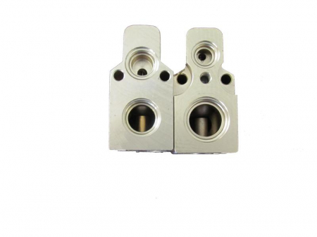 Supapa expansiune clima AUDI A3, TT; SEAT AROSA, CORDOBA, CORDOBA VARIO, IBIZA II, INCA, LEON, TOLEDO I, TOLEDO II; SKODA OCTAVIA I; VW BORA, CORRADO, GOLF III, GOLF IV, PASSAT 1.0-3.2 intre 1988-2013 [2]