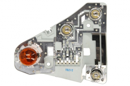 Iluminat auto - Suport lampa Spate Dreapta extern (cu bec) potrivit BMW 3 (E93) 2.0-4.0 05.06-12.13