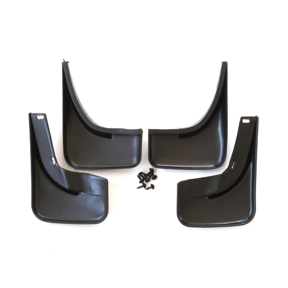 Apărători Noroi VW Golf 6 Hatchback (2008-2013) - Set 4 Bucăți cu Kit de Montaj