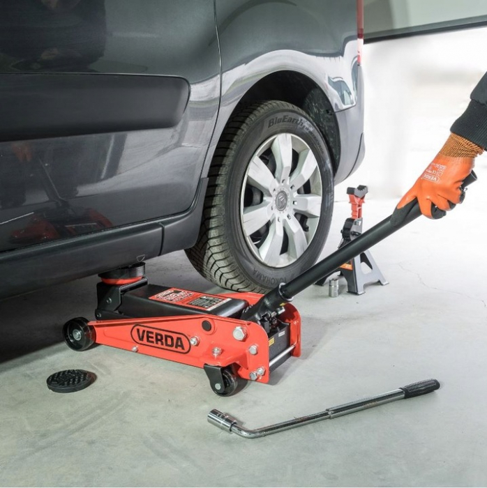 Cric auto hidraulic profil redus de 130 mm   3.0T cu 4 roti SN3027 [7]