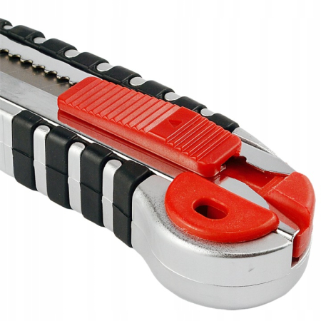 Cuțit Profesional Metalic 18mm BLACK, Auto-Încărcare, Mâner Cauciucat + 5 Lame Rezervă [6]