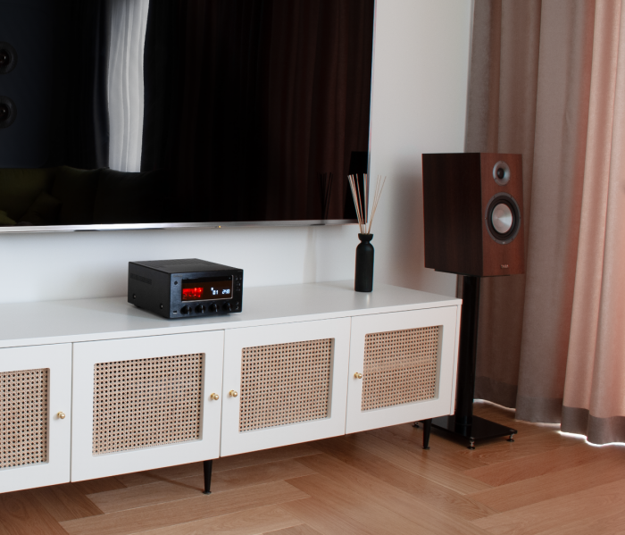 Amplificator cu CD Taga Harmony HTR-1000CD v.3 [5]