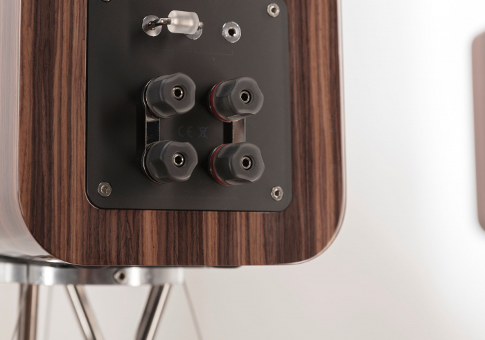 Boxe Q Acoustics Concept 300 [3]