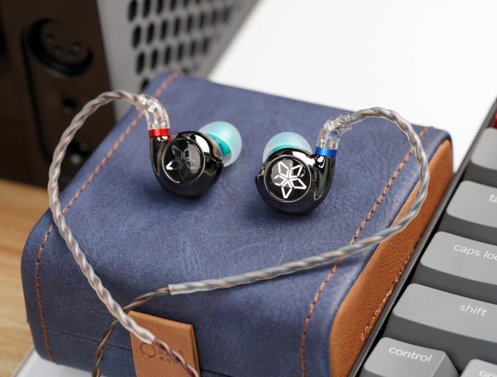 Casti Hi-Fi Fiio FH11 [3]
