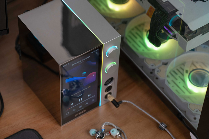 DAC Fiio R9 Android player streamer [5]