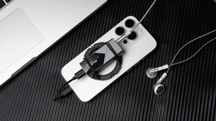 Fiio MagCLIP [4]