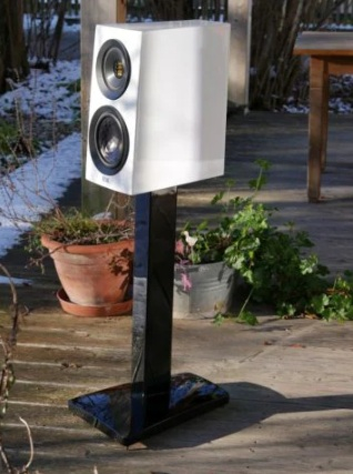 Standuri ELAC LS100 [6]
